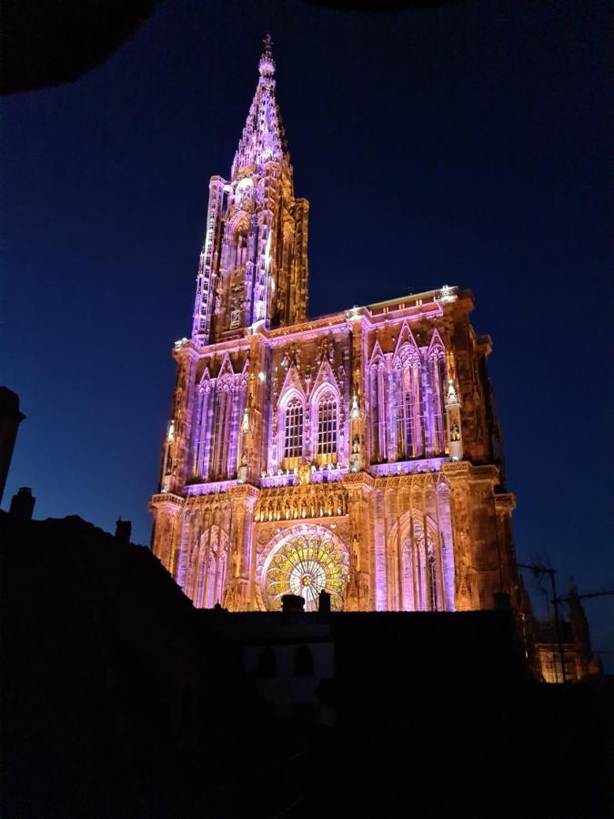 Face A La Cathedrale Lejlighed Strasbourg Eksteriør billede